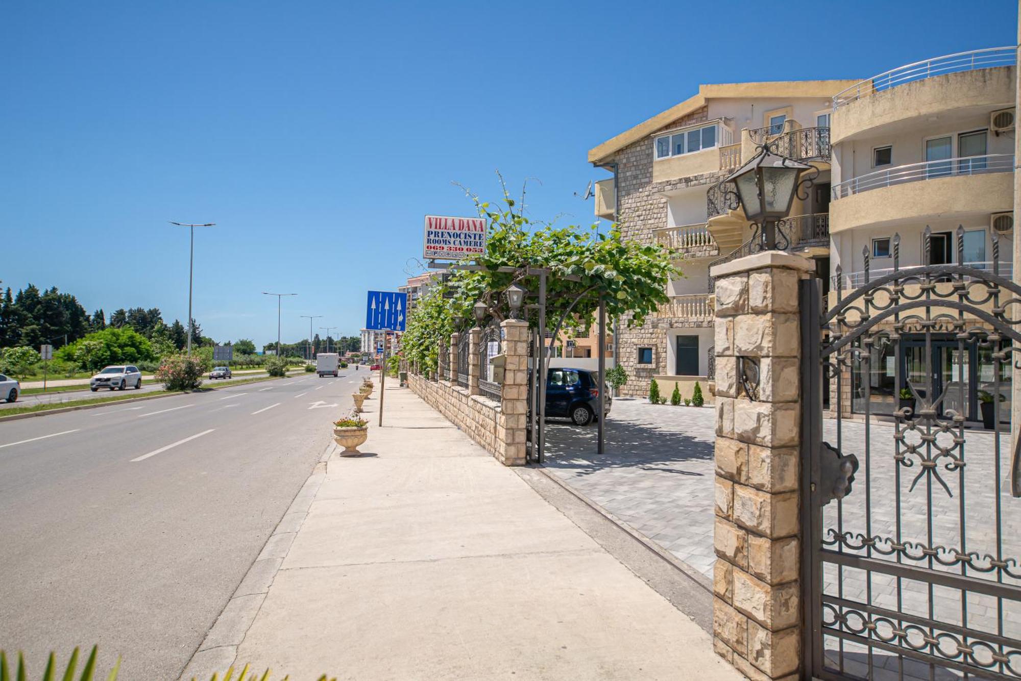 Villa Dana Bar Εξωτερικό φωτογραφία